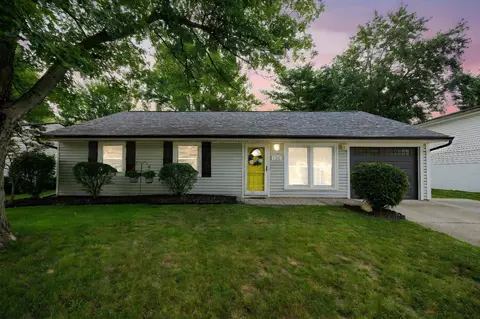 676 Mistletoe St, Columbus, OH 43230