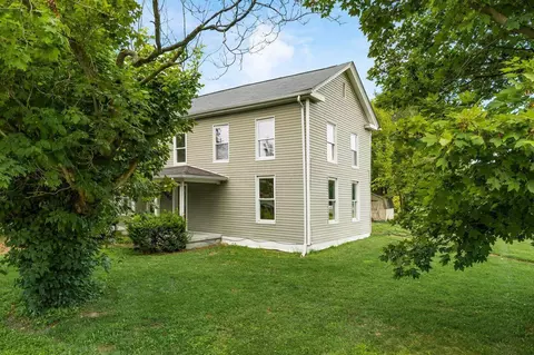 8685 Lancaster Thornville Rd NE, Pleasantville, OH 43148