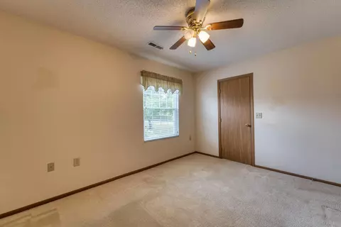 1187 Farmbrook Ct, Lancaster, OH 43130 photo 27