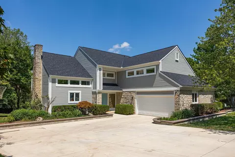 560 Retreat Ln, Powell, OH 43065