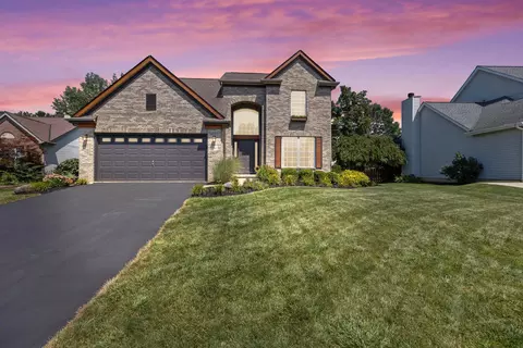 1643 Westwood Dr, Lewis Center, OH 43035