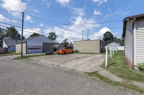 Exterior - 571 E Main St, Logan, OH 43138 photo 7 of 8