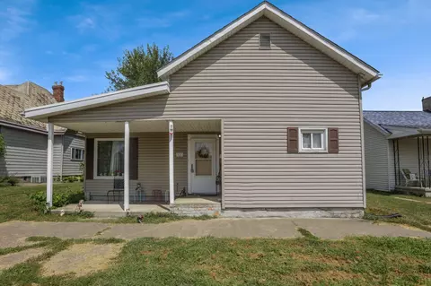 586 E Main St, Logan, OH 43138