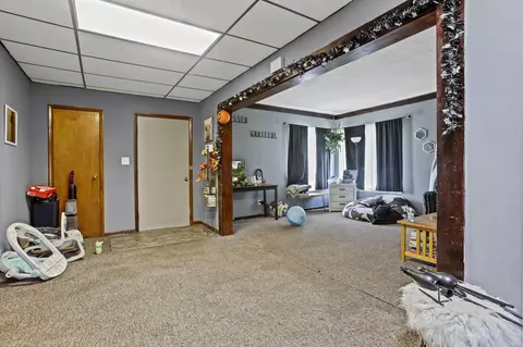 Entry Way - 586 E Main St, Logan, OH 43138 photo 4 of 4