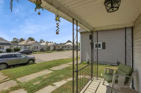 Exterior - 598 E Main St, Logan, OH 43138 photo 3 of 5