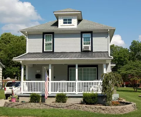 132 N Stanley St, Bellefontaine, OH 43311