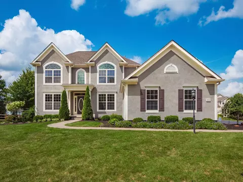 9416 Creighton Dr, Powell, OH 43065