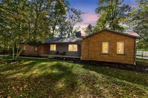 2831 Sterling Dr NW, Carroll, OH 43112