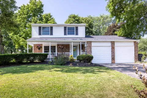 9803 Merry Ln, Pickerington, OH 43147