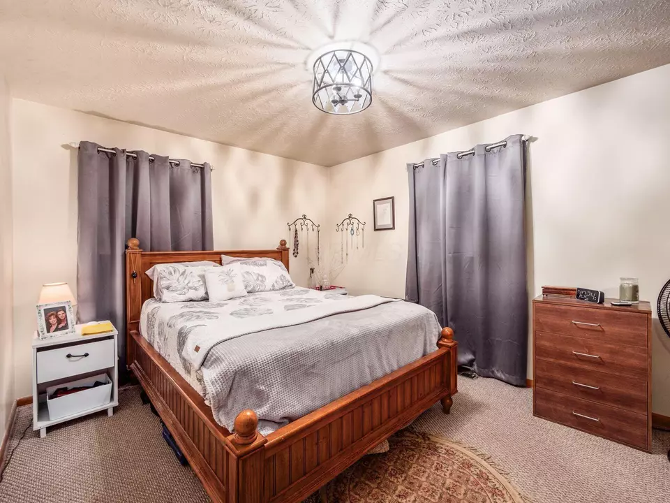 Bedroom - 3267 Castleton St, Grove City, OH 43123 photo 3 of 7