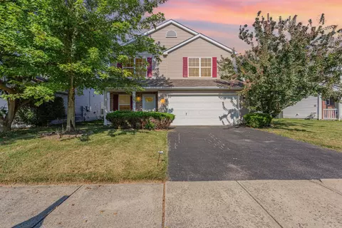 3833 Winding Twig Dr, Canal Winchester, OH 43110