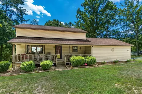 19531 Kalklosch Rd, Logan, OH 43138