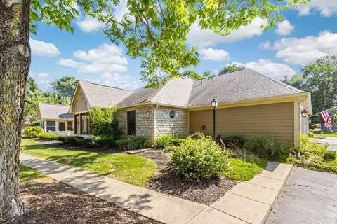 14 Stone House Pl, Newark, OH 43055