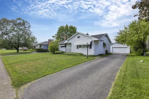 2570 Dartmoor Rd, Grove City, OH 43123