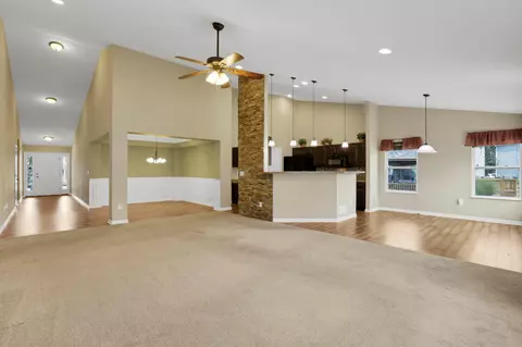 Living - 303 Rolling Acre Dr, Lithopolis, OH 43136 photo 3 of 3