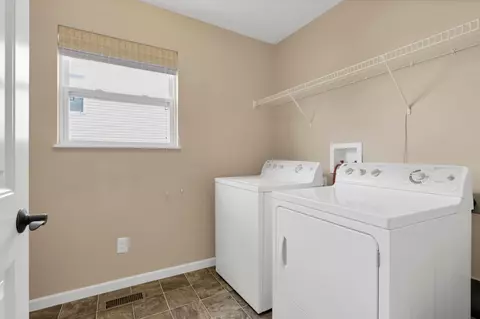 Other - 303 Rolling Acre Dr, Lithopolis, OH 43136 photo 6 of 27
