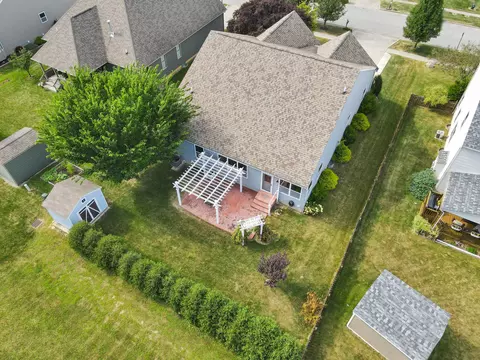 View/Area - 303 Rolling Acre Dr, Lithopolis, OH 43136 photo 3 of 20