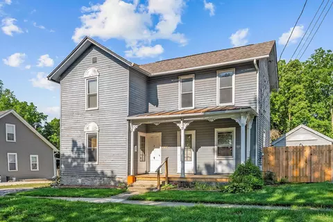 236 S Franklin St, Delaware, OH 43015