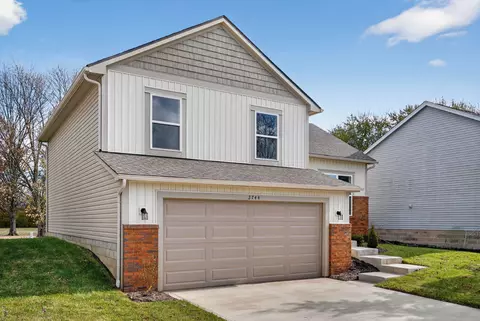 2744 Barrows Rd, Columbus, OH 43232