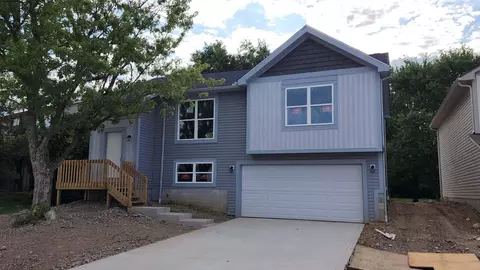2736 Barrows Rd, Columbus, OH 43232
