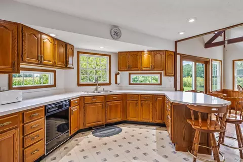 Kitchen - 4808 Hughes Rd, Prospect, OH 43342 photo 2 of 7