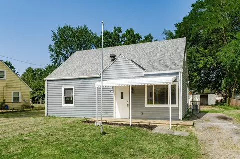 Exterior - 899 Antwerp Rd, Columbus, OH 43213 photo 4 of 12