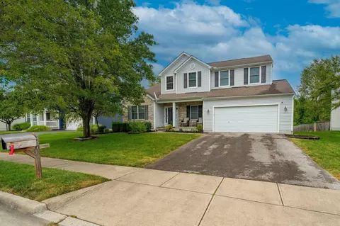 304 Pecan Ct, Pickerington, OH 43147