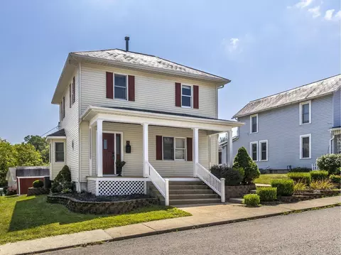 216 N Basil St, Baltimore, OH 43105