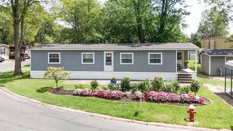 210 Estates Ln, Reynoldsburg, OH 43068