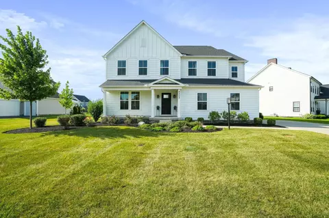 4203 Harvest Point Dr, Powell, OH 43065