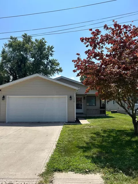 306 Highland Ave, Buckeye Lake, OH 43008