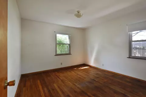 Bedroom - 72 E Stanton Ave, Columbus, OH 43214 photo 1 of 4