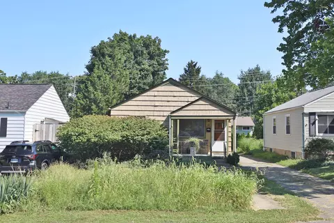 72 E Stanton Ave, Columbus, OH 43214