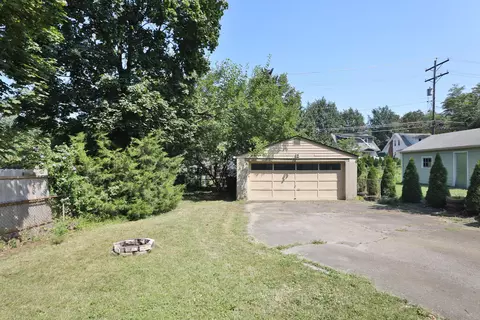 Exterior - 72 E Stanton Ave, Columbus, OH 43214 photo 6 of 9