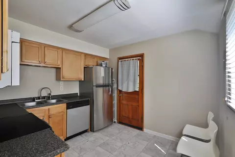 Kitchen - 72 E Stanton Ave, Columbus, OH 43214 photo 1 of 3