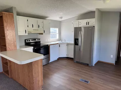 Kitchen - 217 Raspberry Cir, Hebron, OH 43025 photo 1 of 1