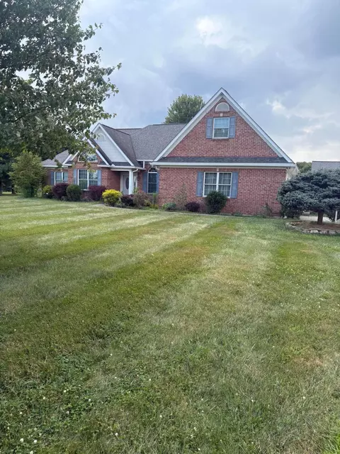 12681 New Martinsburg Rd, Leesburg, OH 45135