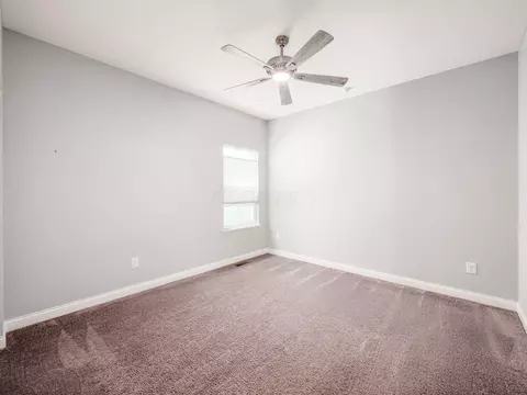 Bedroom - 5524 Eva Loop N, Dublin, OH 43016 photo 3 of 10