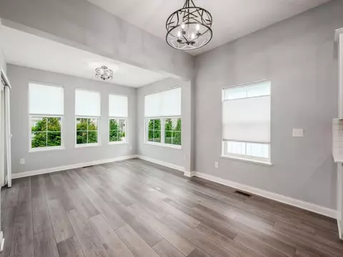 Dining - 5524 Eva Loop N, Dublin, OH 43016 photo 1 of 3