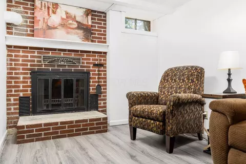 Living - 1187 E Fair Ave, Lancaster, OH 43130 photo 5 of 6