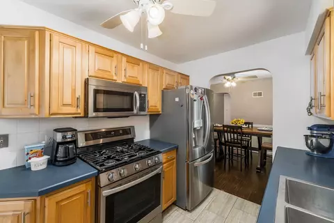 Kitchen - 1187 E Fair Ave, Lancaster, OH 43130 photo 3 of 5