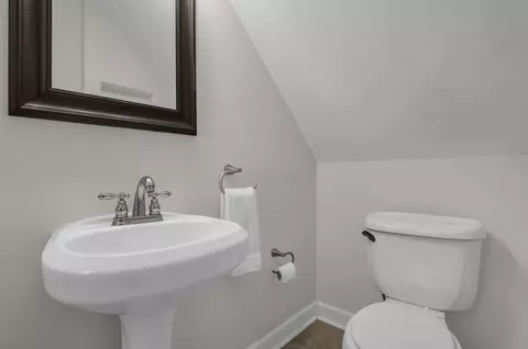109 E Mithoff St, Columbus, OH 43206 photo 23