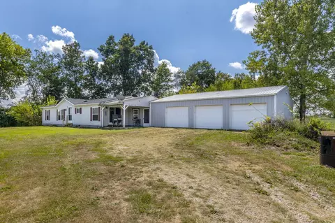 527 Jadwin Rd, Kingston, OH 45644