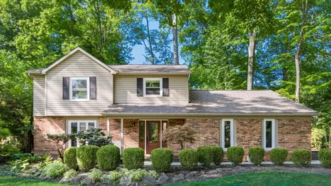 11555 Forest Lane Ave, Pickerington, OH 43147