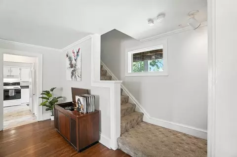 94 E Como Ave, Columbus, OH 43202 photo 19