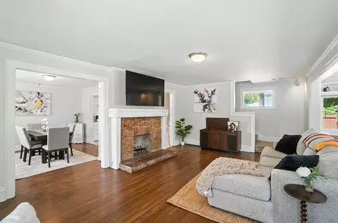 94 E Como Ave, Columbus, OH 43202 photo 7