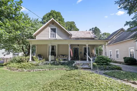 430 W Broadway, Granville, OH 43023