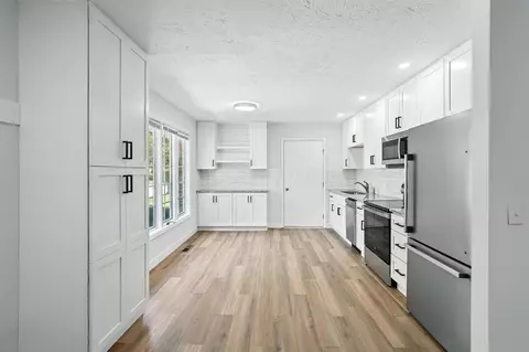 2100 Manhattan Blvd, Springfield, OH 45504 photo 9
