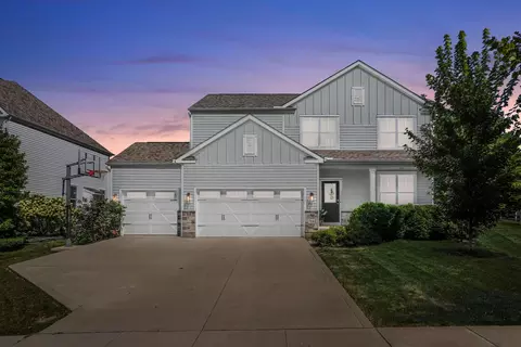 7036 Cannon Dr, Canal Winchester, OH 43110