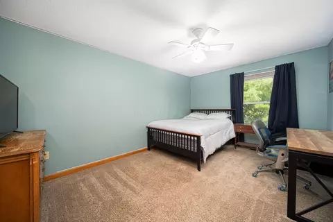 Bedroom - 5545 Caplestone Ln, Dublin, OH 43017 photo 7 of 16